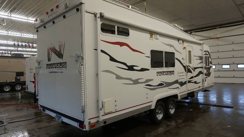 lot 1 image: 2007 Fleetwood Nitrous 260FS Toy Hauler Travel Trailer Camper RESERVE MET
