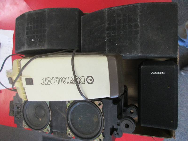 lot 111 image: Sony speakers - dust buster vacuum