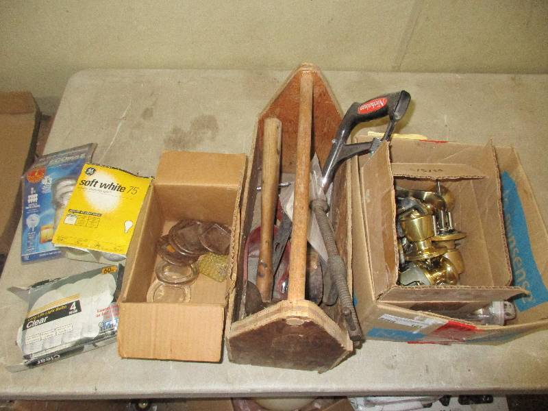 lot 121 image: light bulbs - tools - door handles
