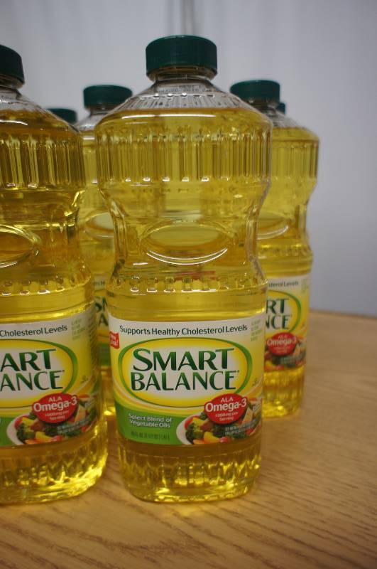 Lot of 9 - 48 oz bottles of Smart Balance Omega Blend Oil Exp - 816