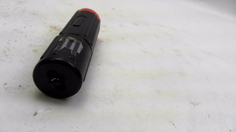lot 106 image: Onn 3 in 1 Flashlight