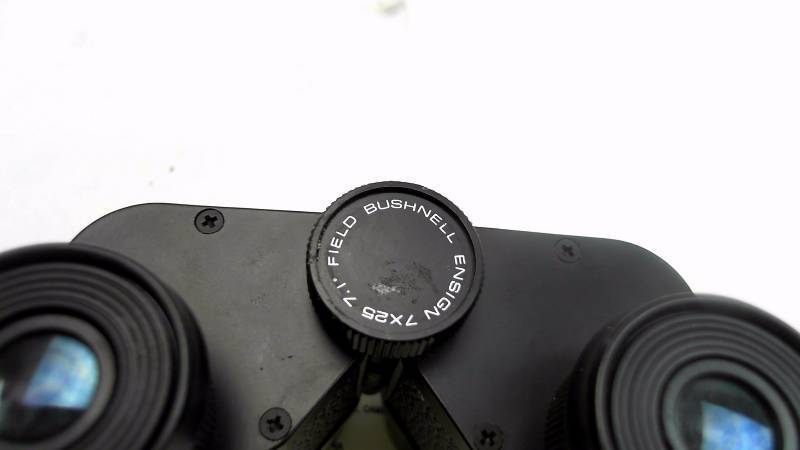 lot 69 image: Bushnell Ensign 7X25 Binoculars