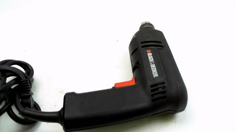 lot 96 image: Black and Decker 7152 Drill