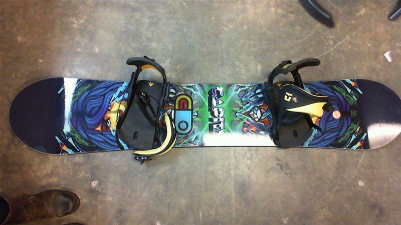 lot 1 image: 2013 Capita Space Metal Fantasy Snowboard 152cm with Union XL 65 factory bindings
