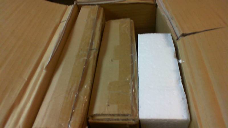 lot 37 image: alcove 3-Pc. Steel Bath Furniture Set OPEN BOX NOT SET UP