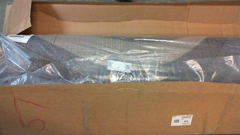 lot 39 image: Surya 100% Heatset Olefin Waves 3-Pc. Area Rug Set in original packaging