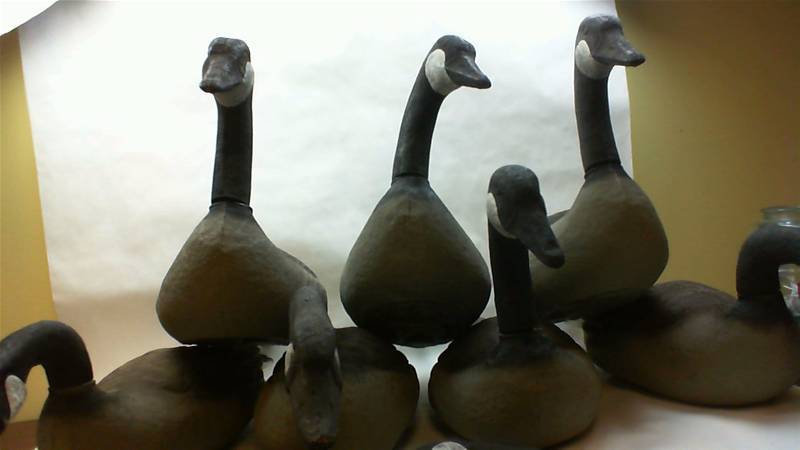 lot 74 image: Lot of 7 Carry Lite Canadian Geese Decoys Carry Lite Paper Mache Canada Goose Decoys