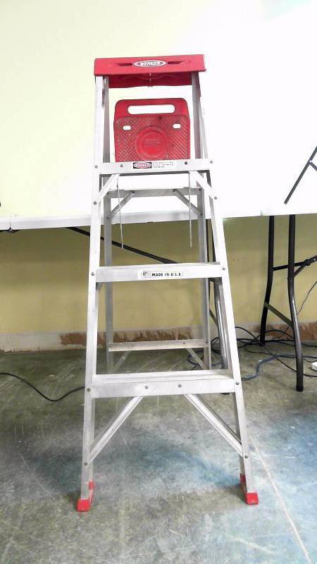 lot 508 image: Werner 4 Aluminum Ladder