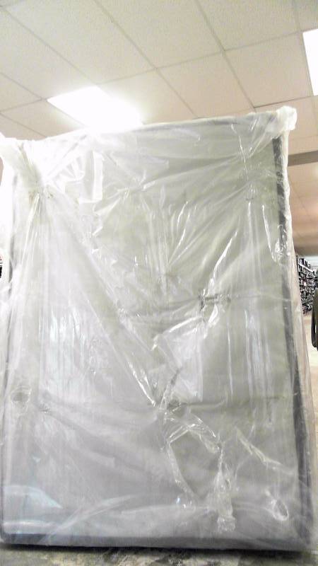 lot 517 image: Serta Perfect Sleeper Full Size Boxspring