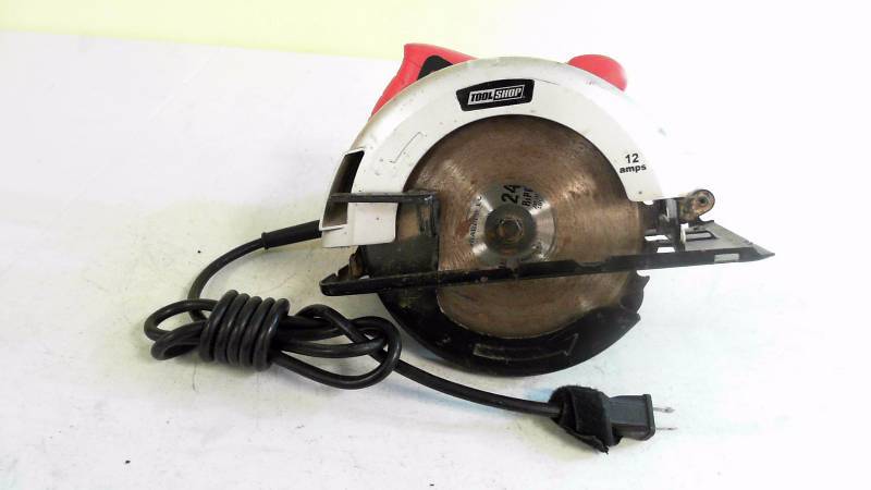 lot 563 image: Tool Shop 2419853 7-14 Circular Saw