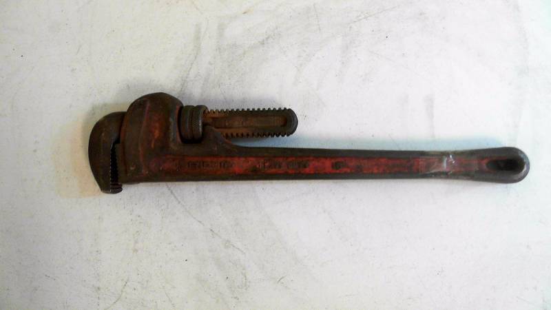 lot 575 image: Ridgid 18 Pipe Wrench