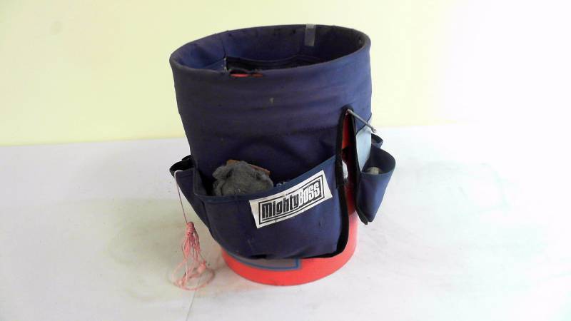 lot 581 image: Mighty Boss Plumber Kit With Bucket And Tools