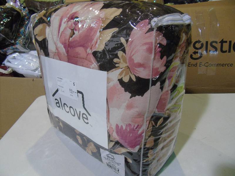 lot 4 image: alcove Capri 20-Pc. Bedroom Set - Full