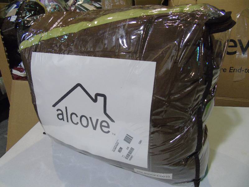 lot 5 image: alcove Solid-Color Reversible Comforter - Twin - FernChocolate Color