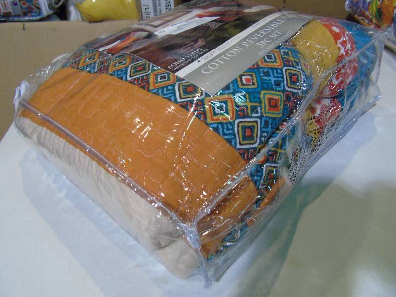 lot 21 image: Lush Decor Boho 3-Pc. Quilt Set - FullQueen