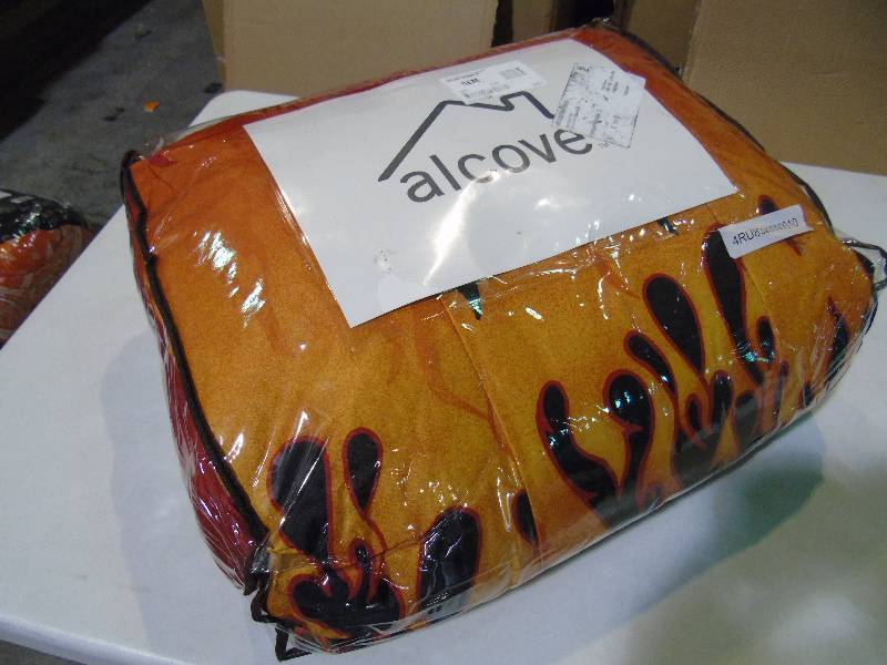lot 66 image: alcove Hot Stuff 6-Pc. Comforter Set - Twin