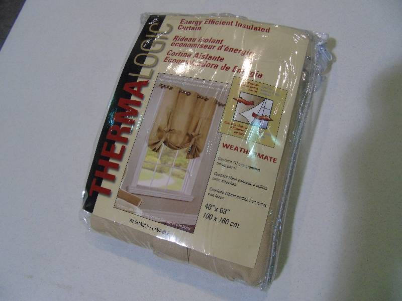 lot 78 image: Thermalogic Weathermate 40 x 63 Tie Up Panel - Khaki Color