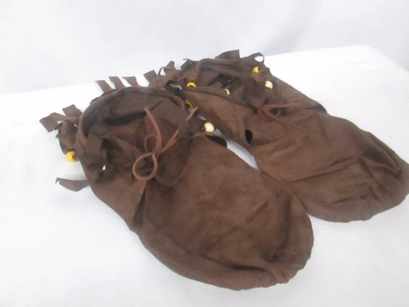 lot 109 image: Hippie (Mens) Adult Moccasins