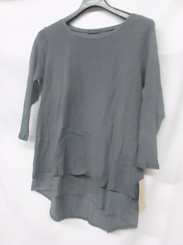 lot 85 image: Sahalie Knit And Woven Mix Top
