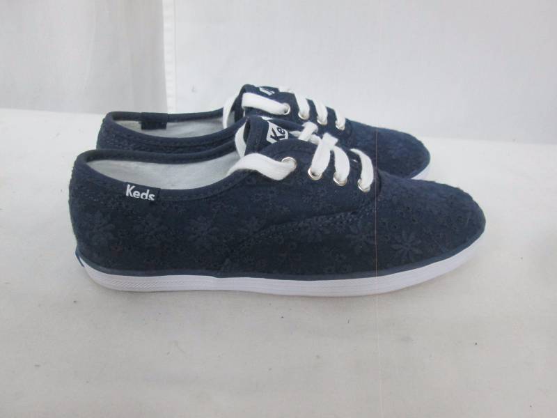 lot 56 image: Keds Girls Champion CVO Print Casual Shoe