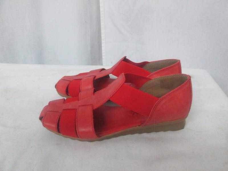 lot 73 image: Norm Thompson Womens Striped Espadrille Slingbacks