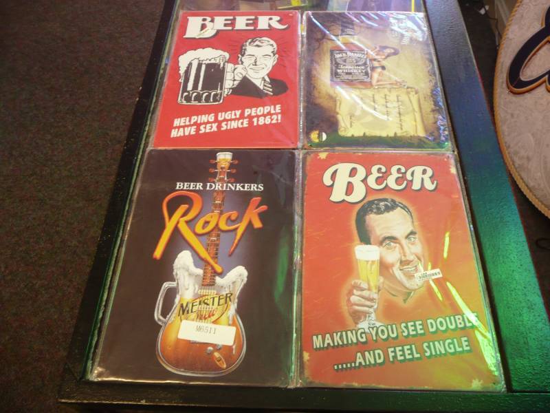 lot 32 image: 4 New Metal Signs - See Pictures