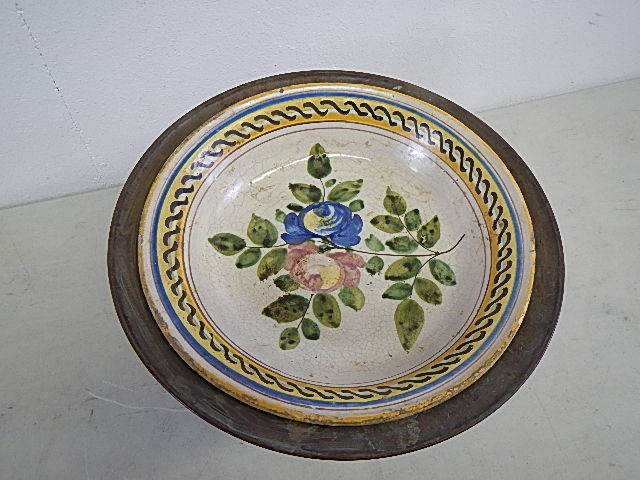 lot 69 image: Smith & Hawken Footed Copper Planter wStoneware Bowl Insert.
