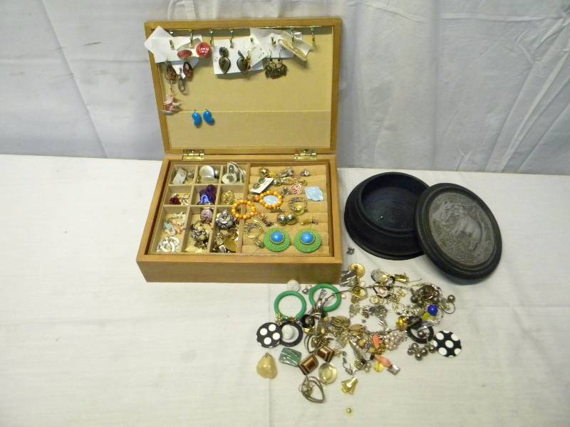 Vintage Jewelry Lot