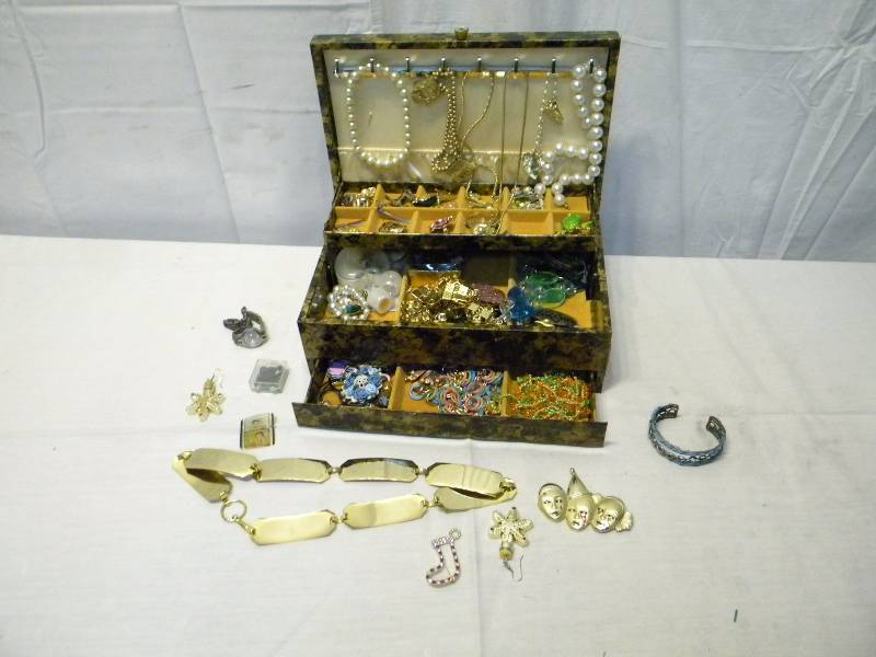 Vintage Jewelry Lot