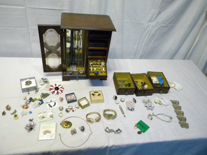 Vintage Jewelry Lot