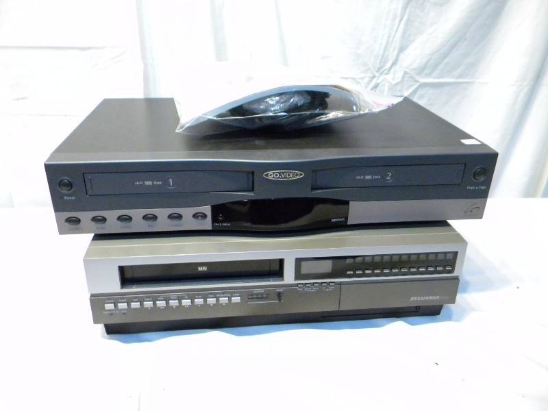 VHS Player Lot