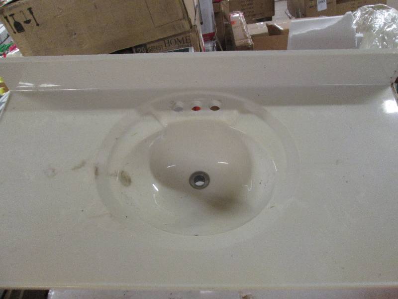 vanity sink used 43x22...