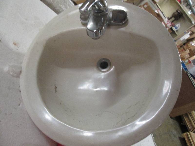 round sink used ...