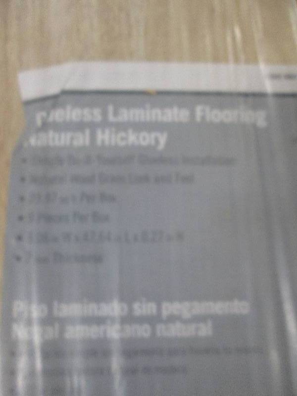 4 packages of clueless laminate flo...