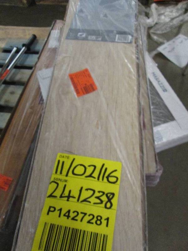 2 packages of glueless laminate flo...