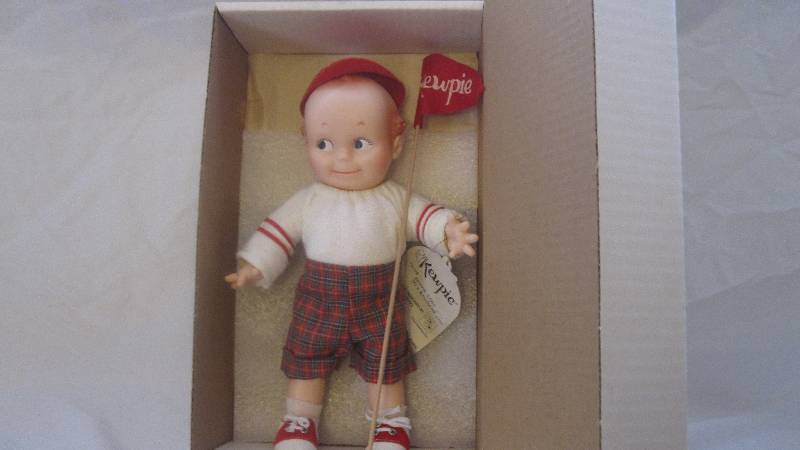 lot 47 image: New vintage Kewpie Doll in box