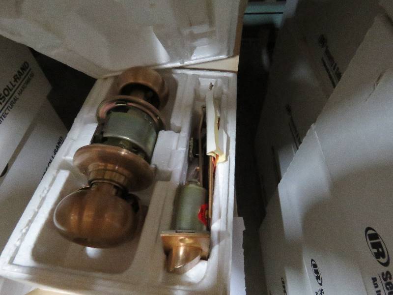 lot 161 image: Schlage Lock