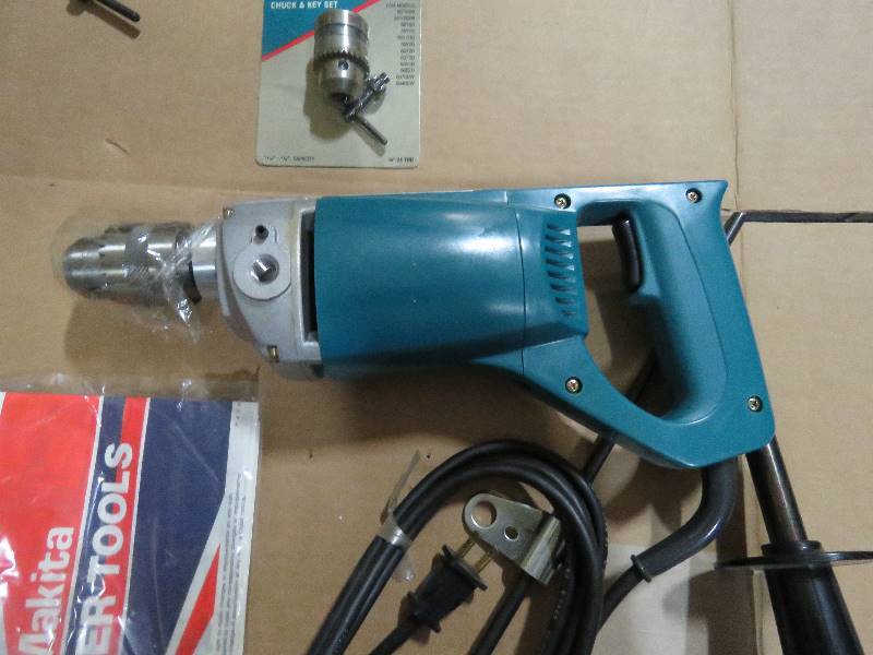 lot 123 image: Makita USA, Inc