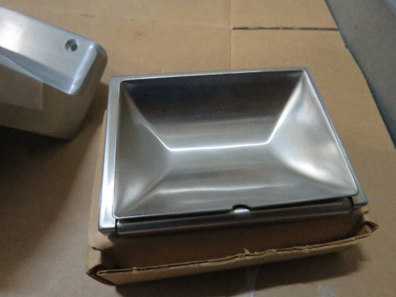 lot 267 image: Bobrick Washroom Equipment
