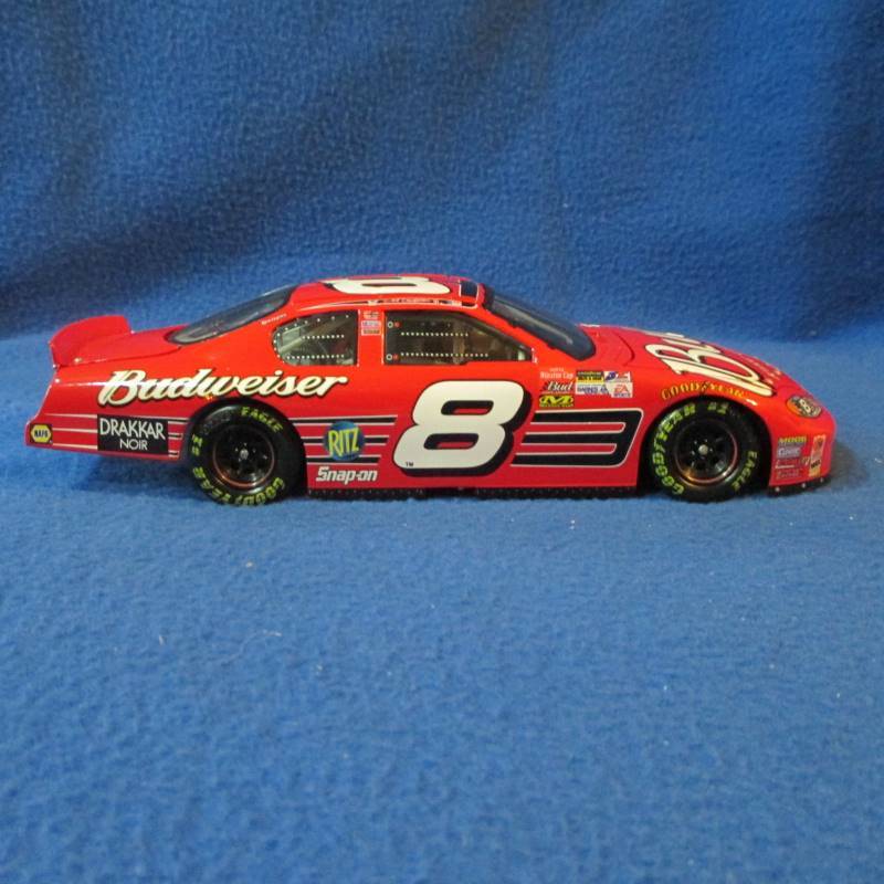 lot 23 image: Dale Jr 03 #8 Budweiser