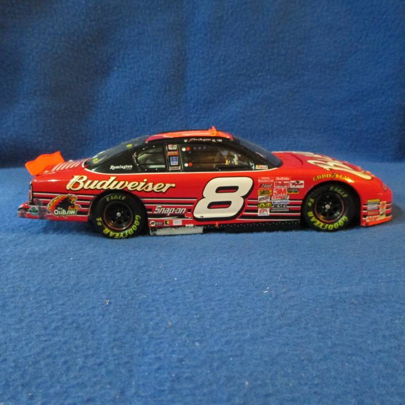 lot 40 image: Dale Jr 01 #8 Budweiser Talladega Win (Raced Version)