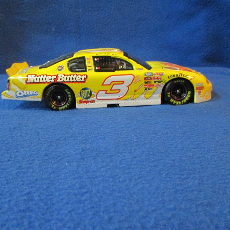lot 45 image: Dale Jr 02 #3 NillaNutter Butter