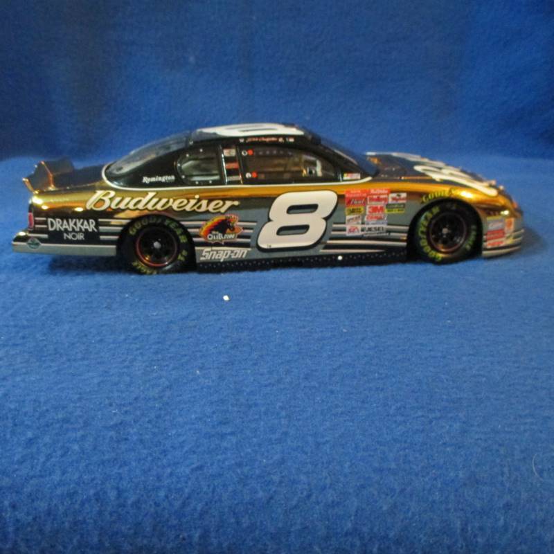 lot 46 image: Dale Jr 00 Budweiser Gold Plated