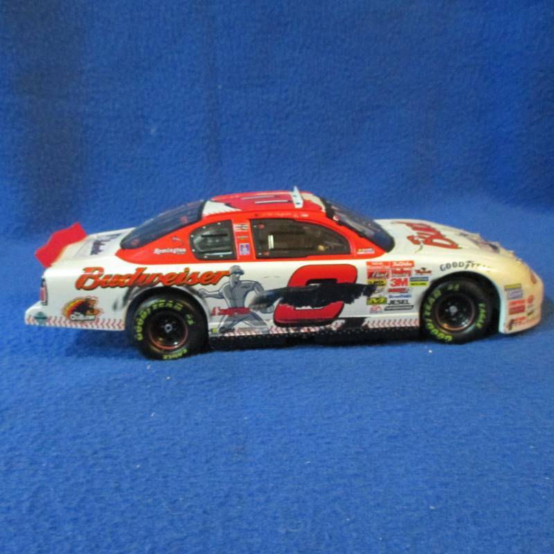 lot 51 image: Dale Jr 01 #8 Budweiser MLB All Star Daytona Win (Raced Version)