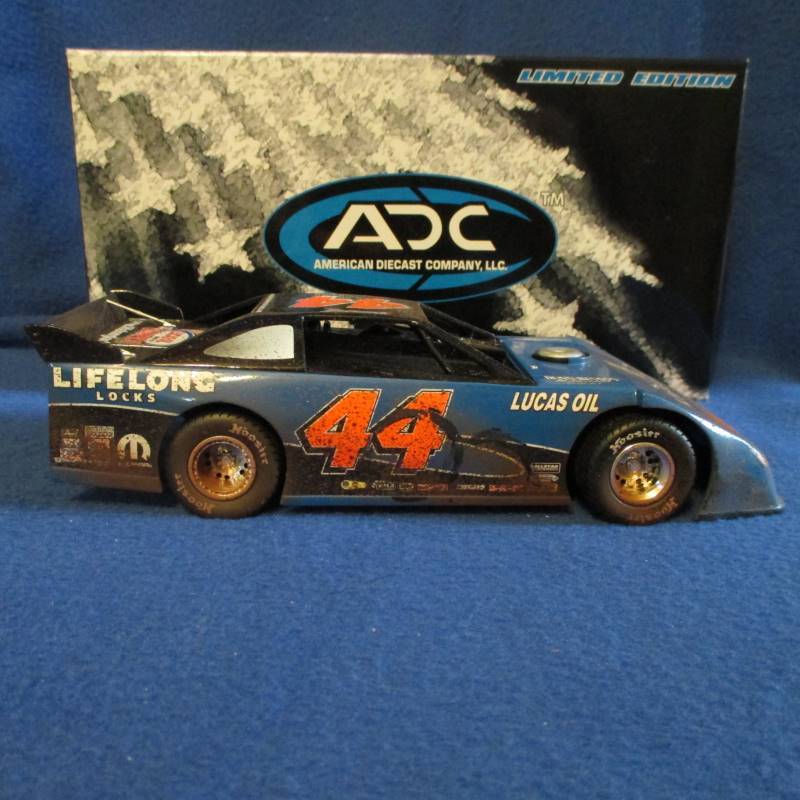 lot 69 image: Earl Pearson Jr (Raced Version)