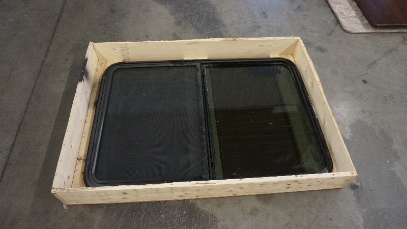 lot 16 image: RV Tinted Window