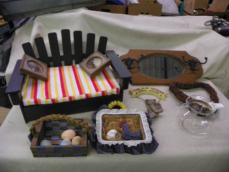 Household decorative items