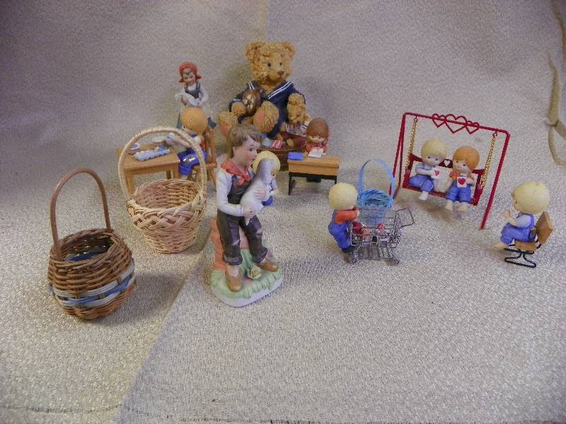 Household decorative items