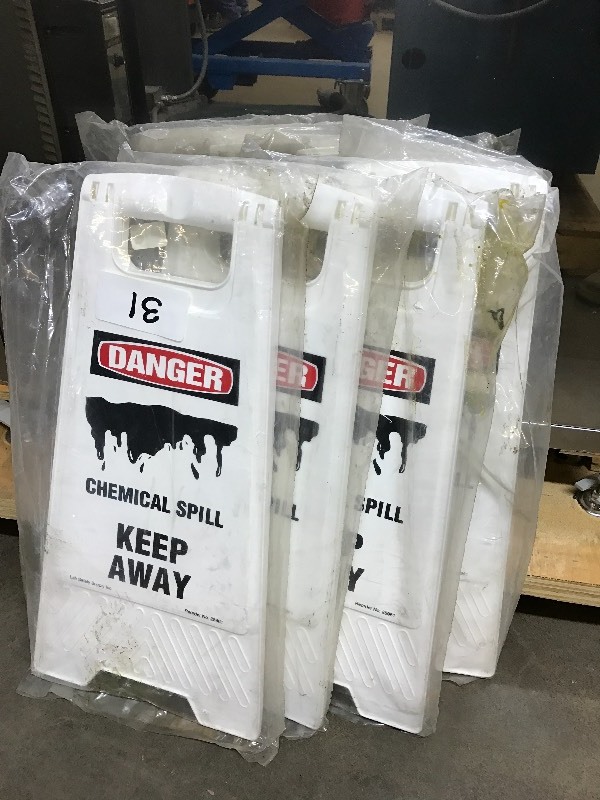 4 safety signs