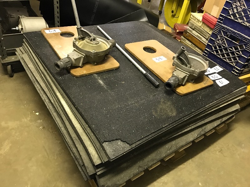 Lot of 10 rubber mats